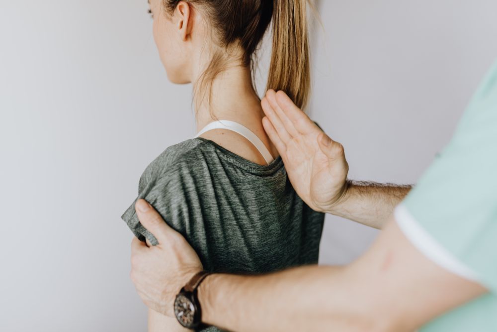 Osteopatia — manipolazione manuale